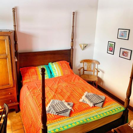 Appartement Duplex Climatise Avec Wi-Fi - Plage Pointe Marin A Pieds, Recemment Renove Sainte-Anne Eksteriør billede